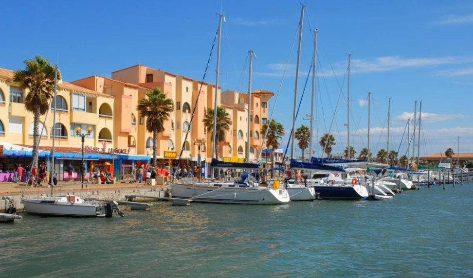 Les Arenes - Port Leucate - Une Chambre - Terrasse - Proche Commerces - Tout Confort Esterno foto